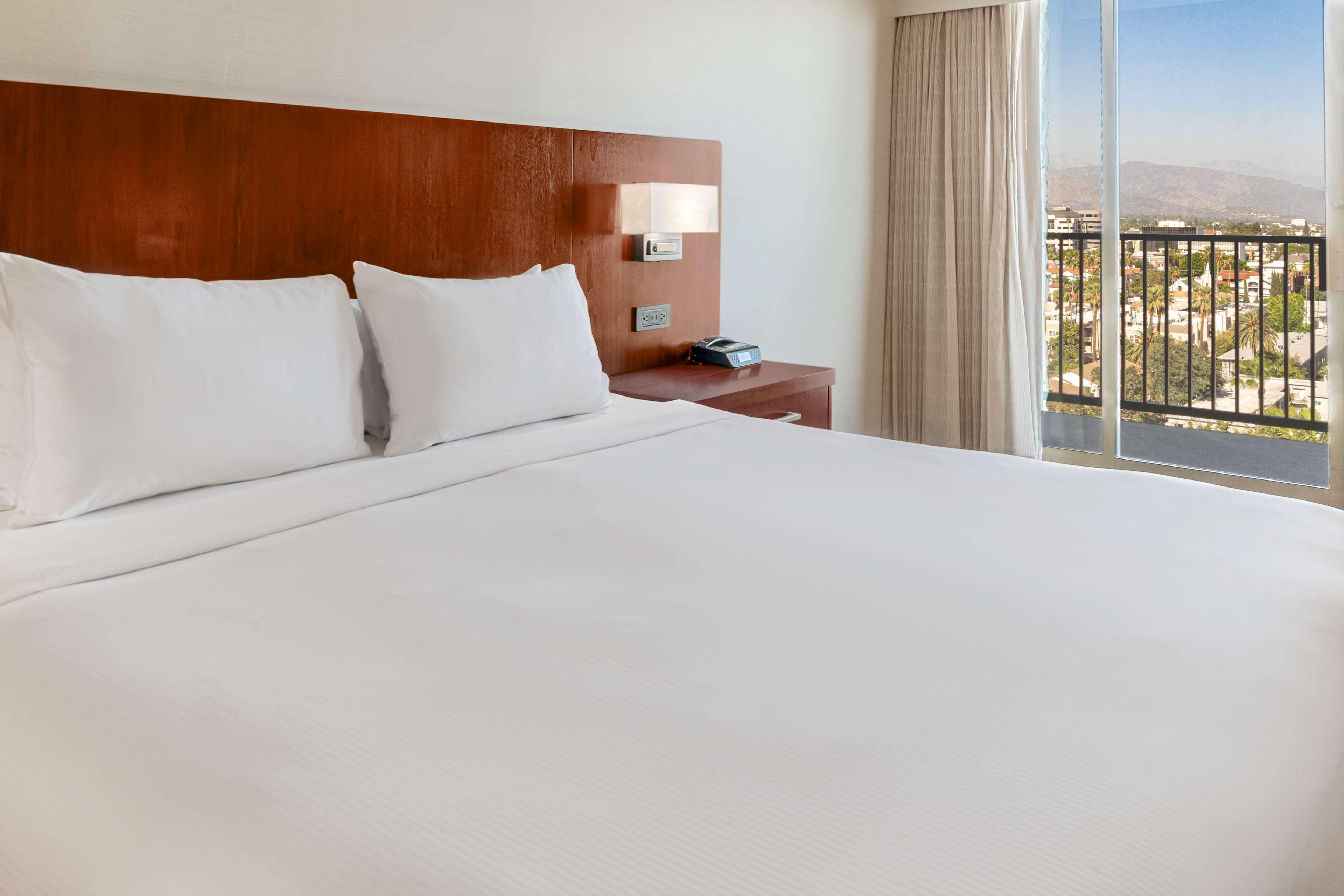 Hilton Pasadena Hotel Luaran gambar
