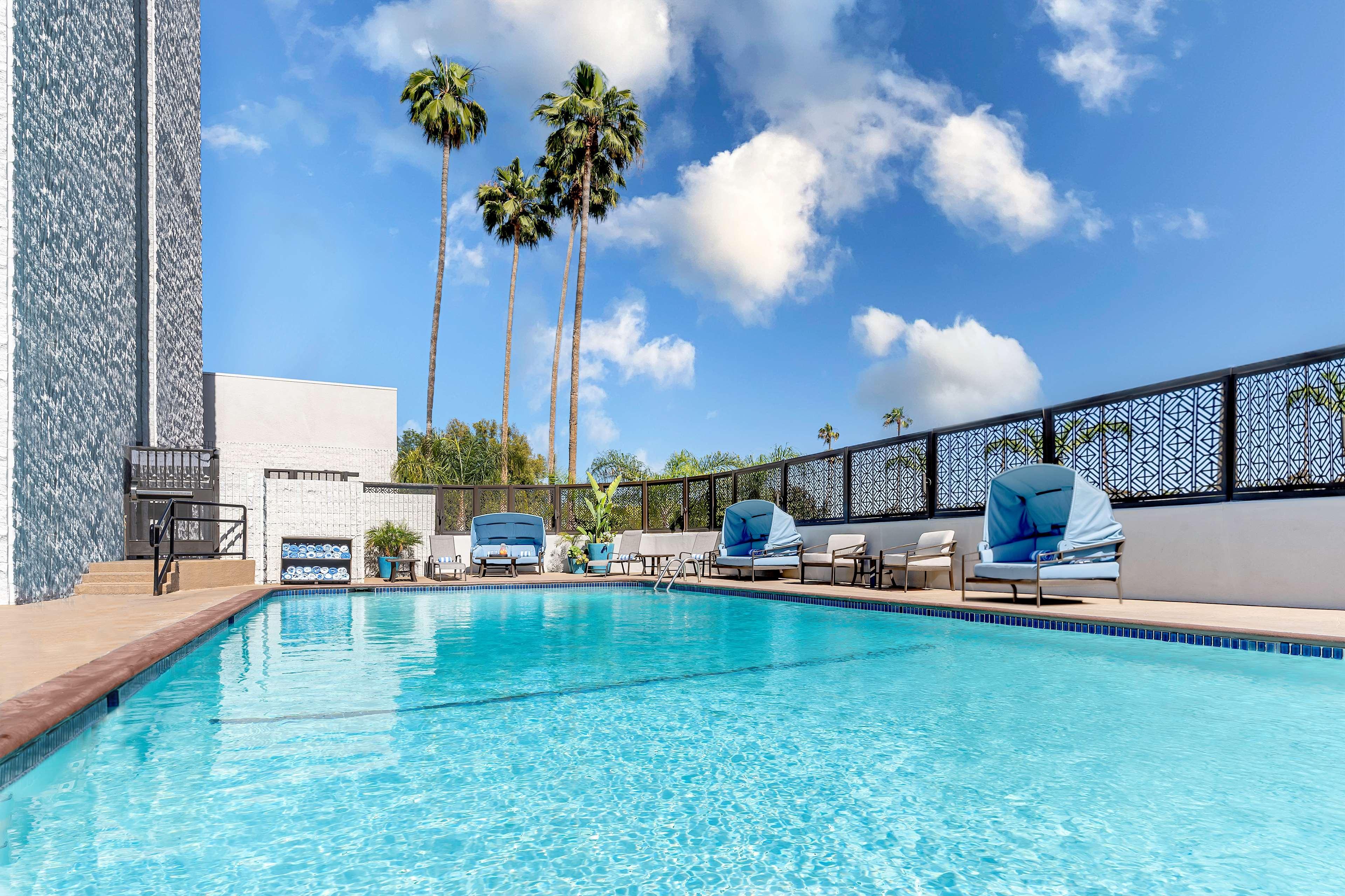 Hilton Pasadena Hotel Luaran gambar
