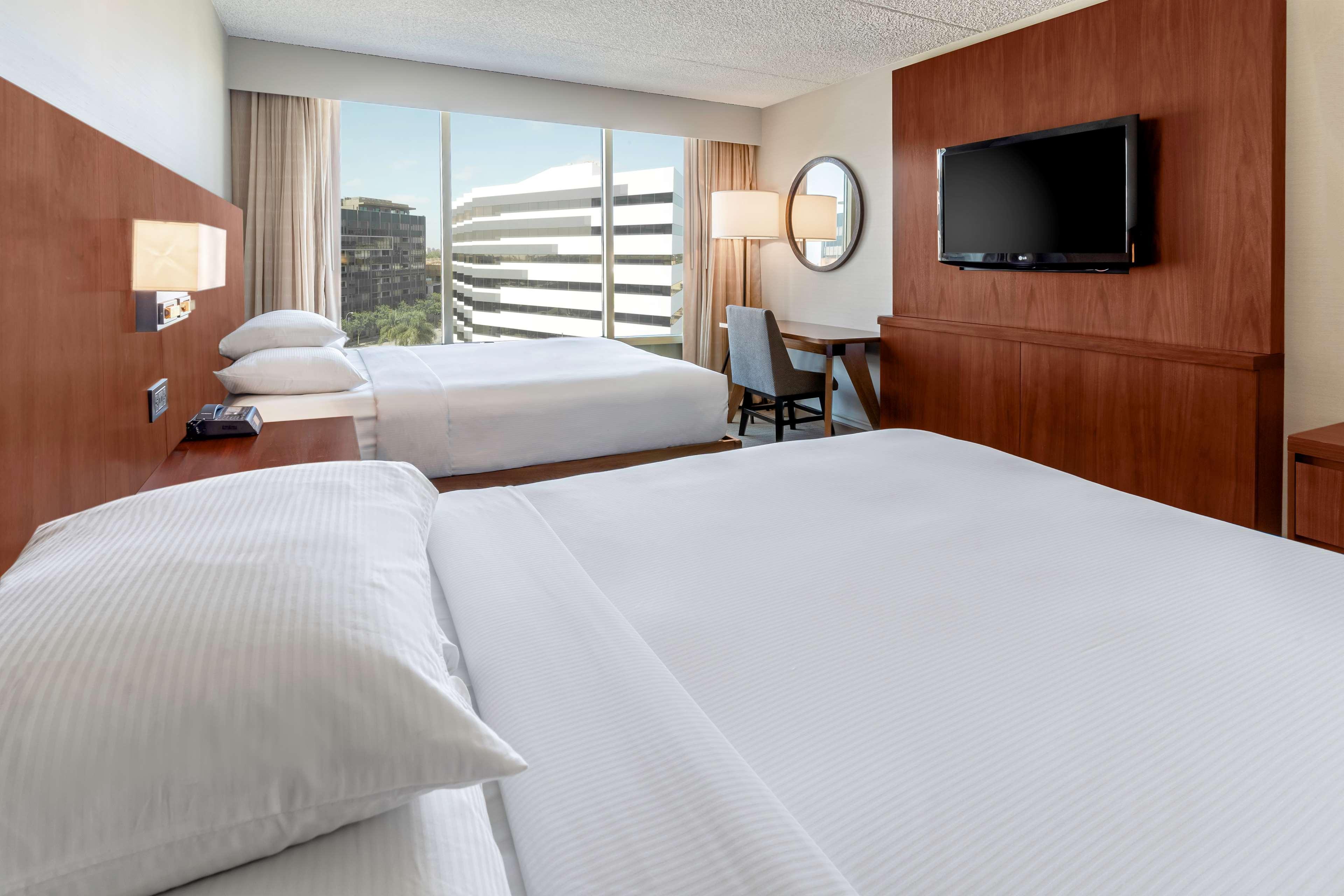 Hilton Pasadena Hotel Luaran gambar