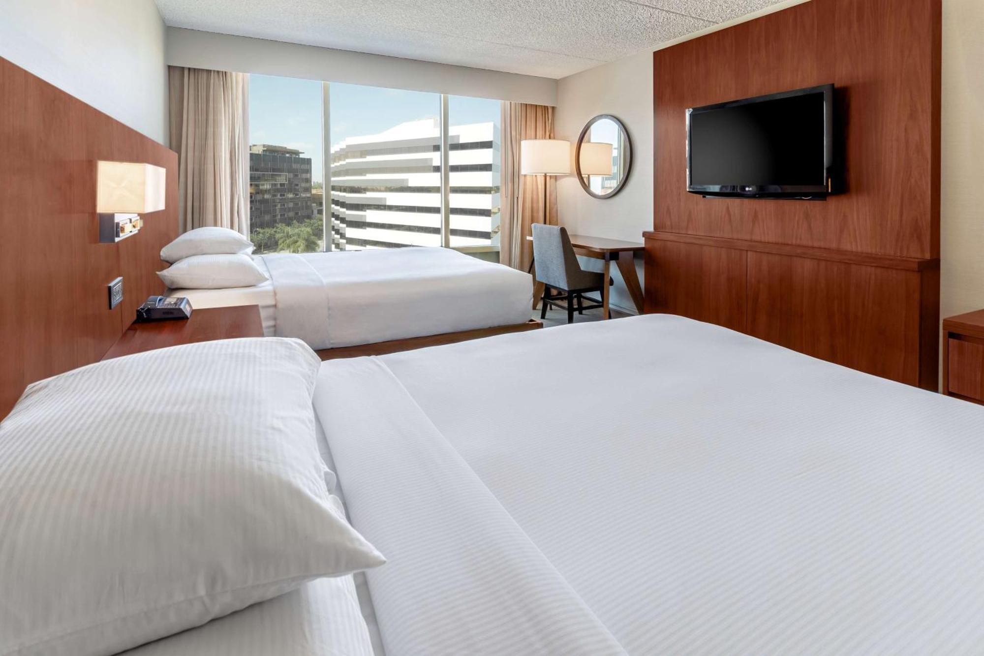 Hilton Pasadena Hotel Luaran gambar