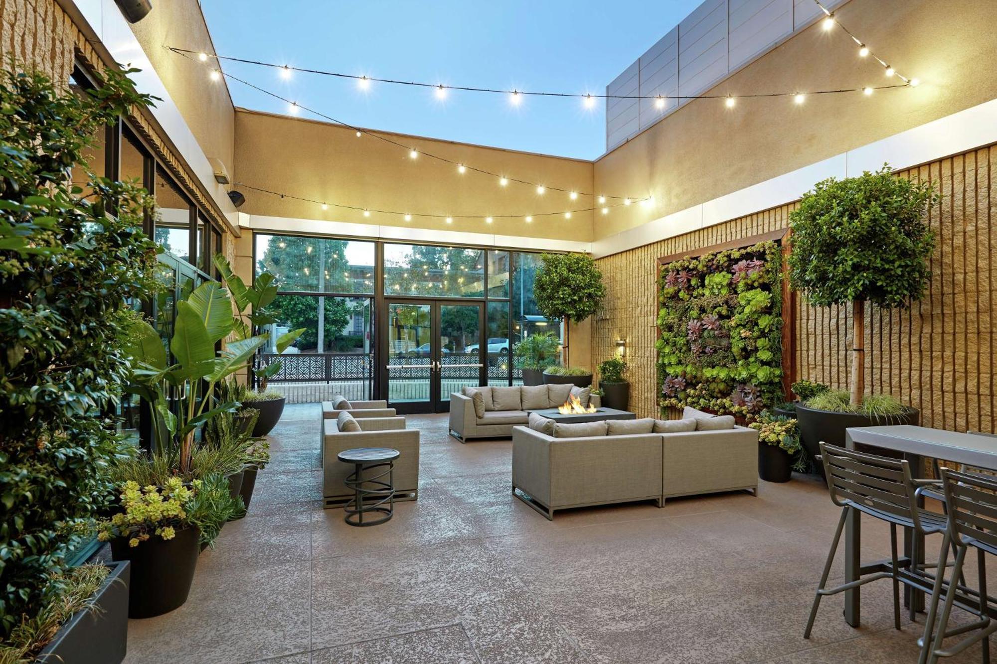 Hilton Pasadena Hotel Luaran gambar